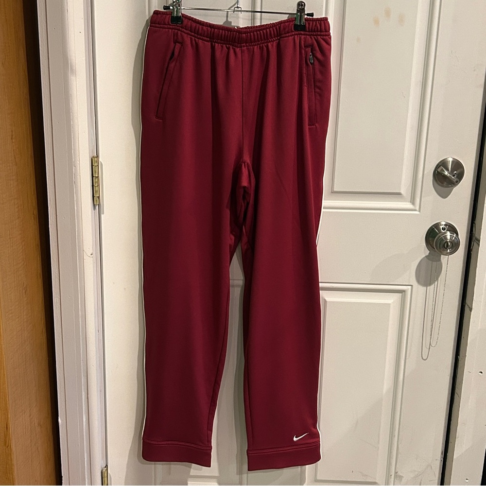 Nike Men’s Maroon Sweatpants